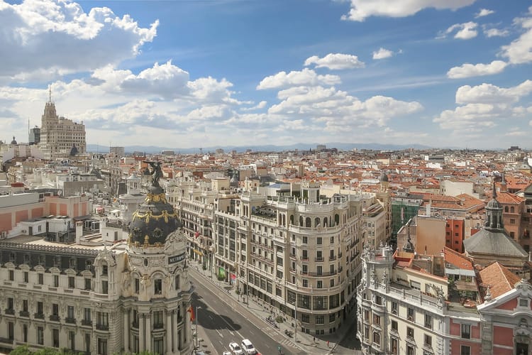 4 Nights at the Tótem, Madrid